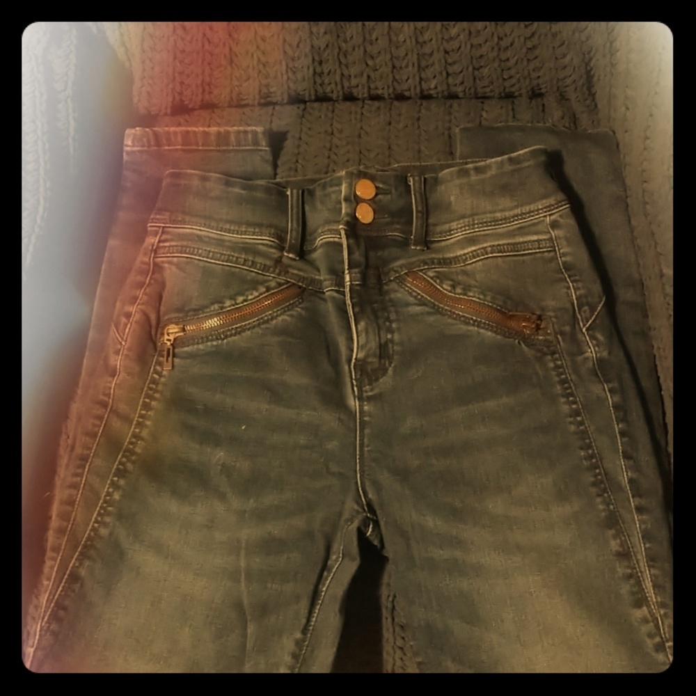 Skinny jeans